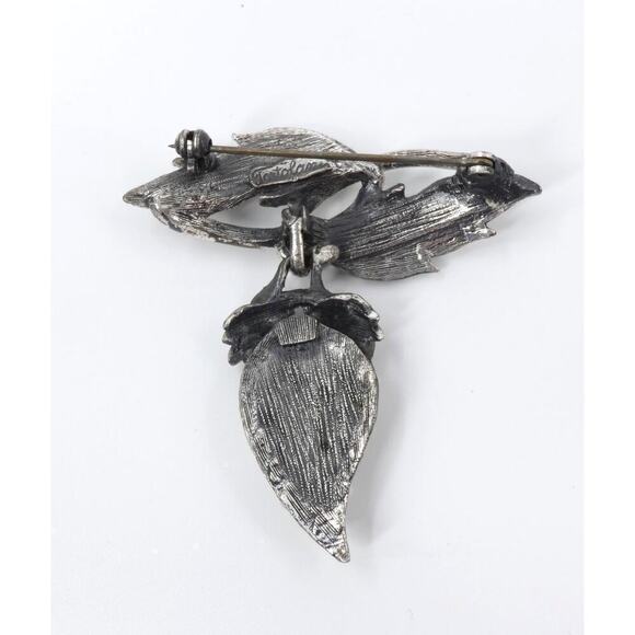 Vintage Tortolani Grape Brooch Silver Tone Faux Pearl Signed - Picture 3 of 12